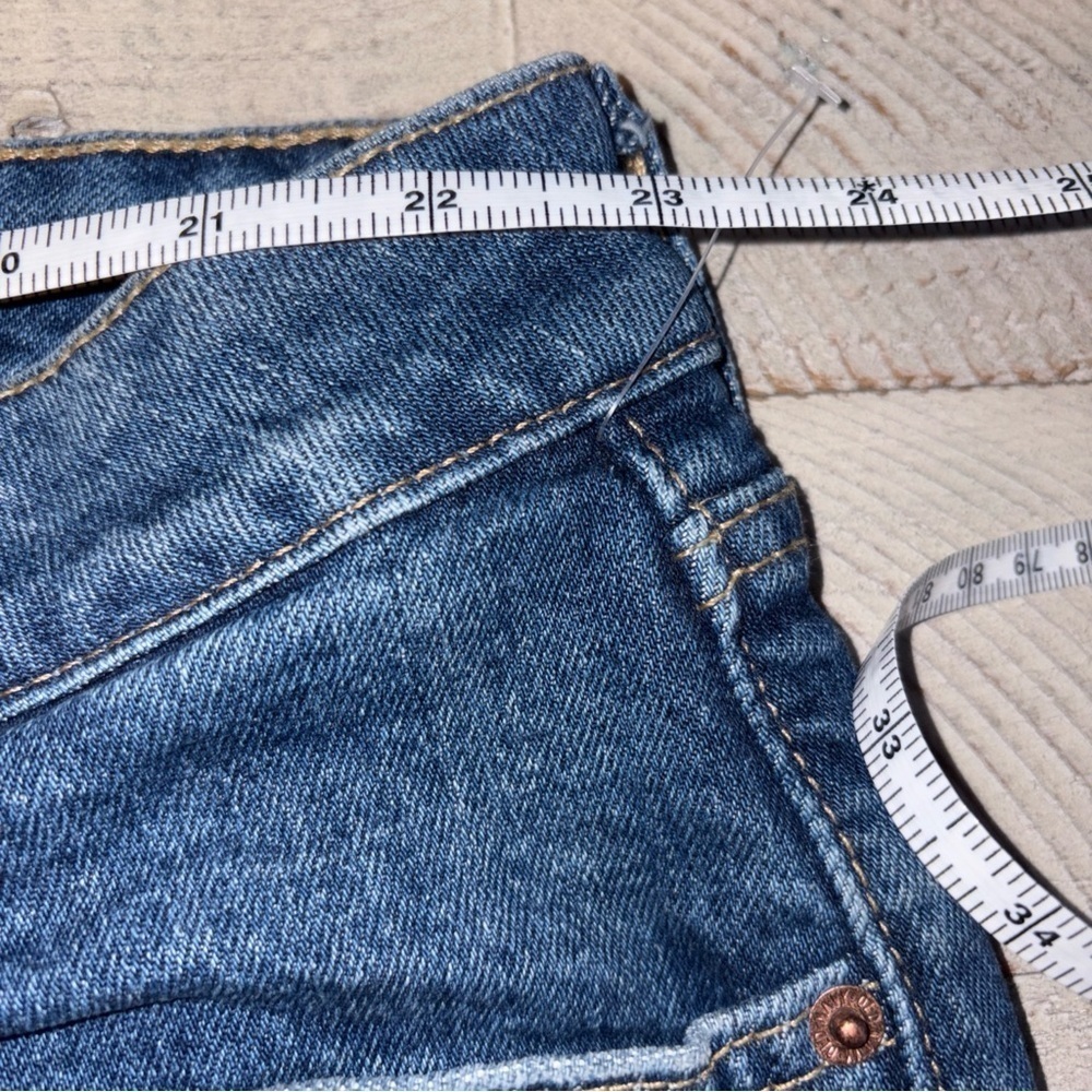 Old Navy high rise Og straight pockets Plus size 28 Denim Shorts American Flag - Picture 3 of 13